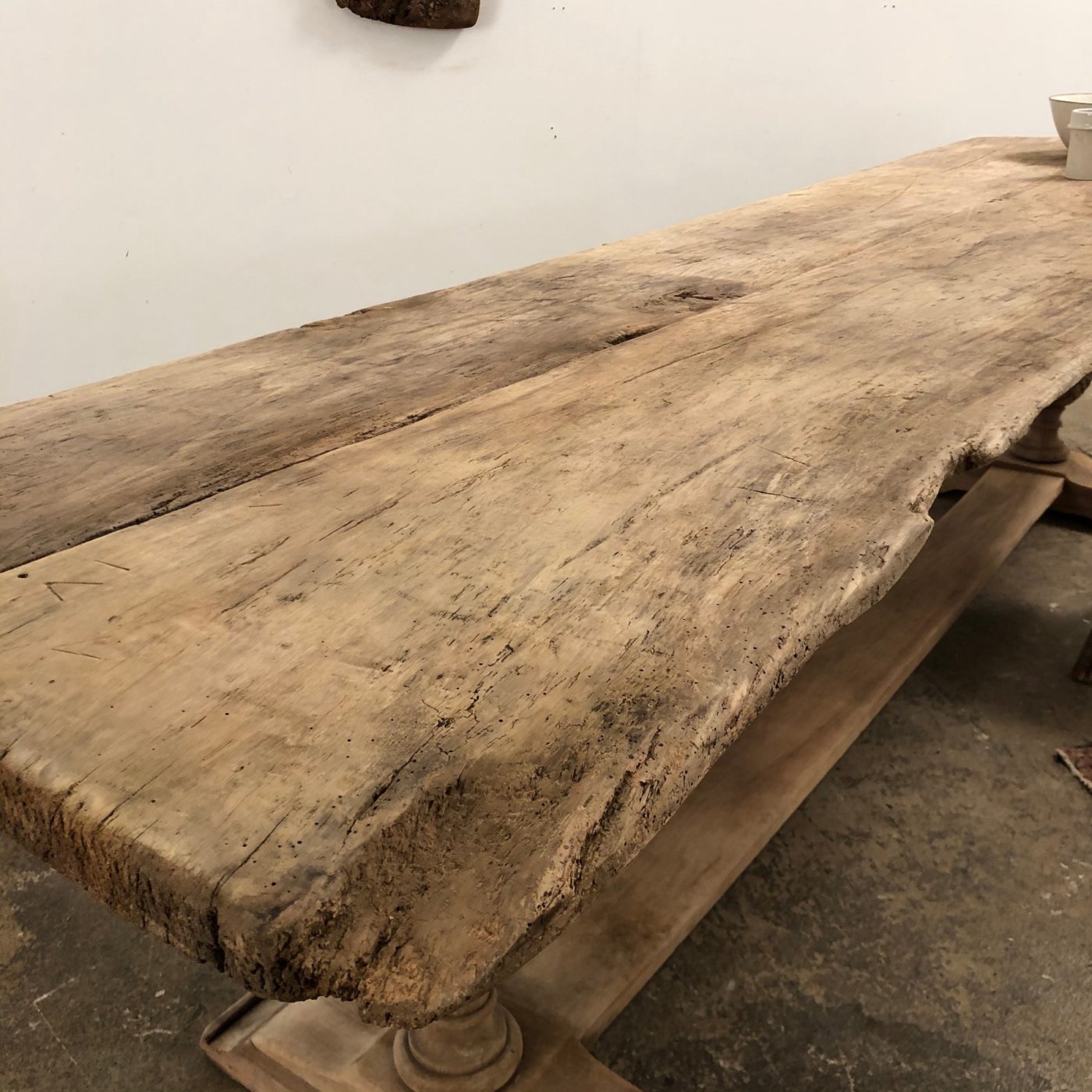 primitive-dinning-table0006