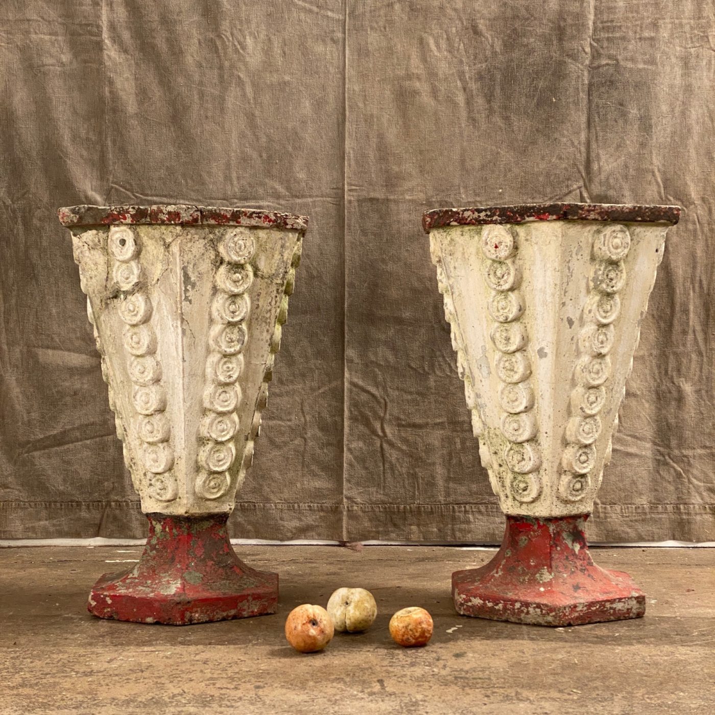 large-concrete-vases0004