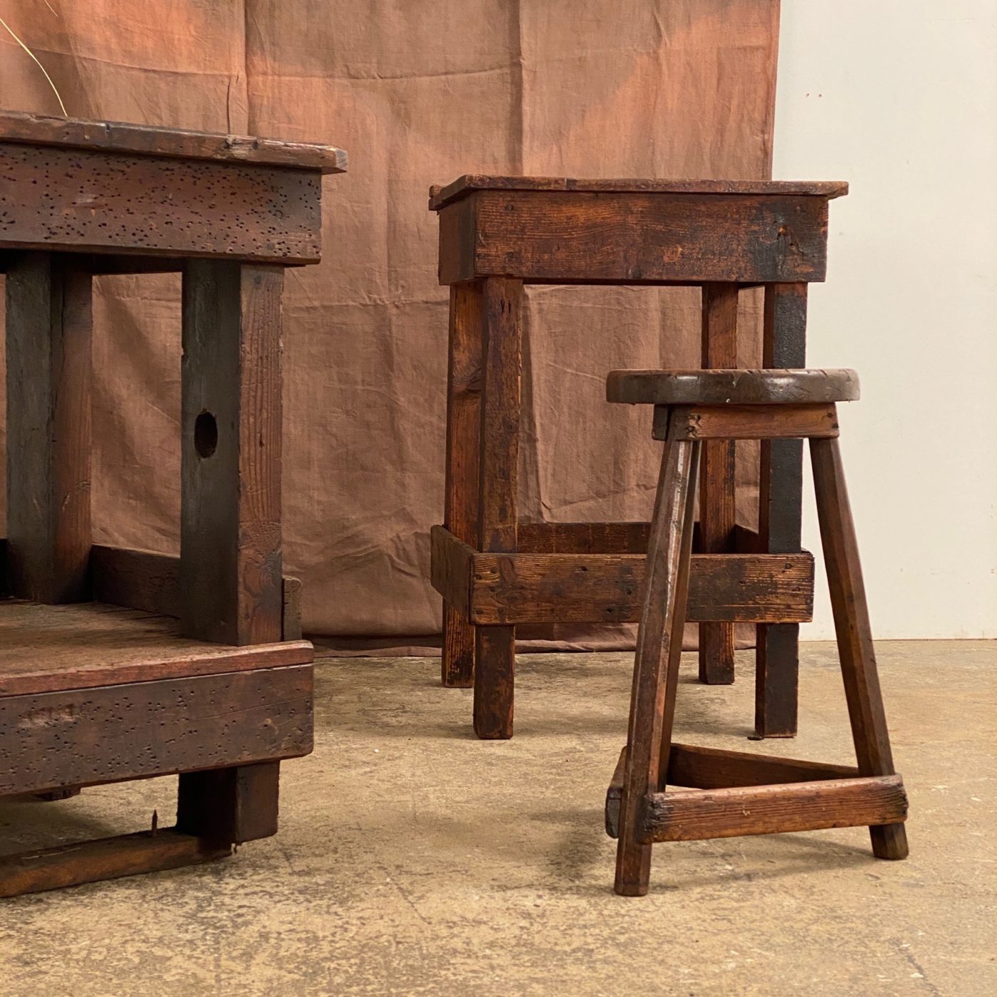 primitive-wooden-tables0005