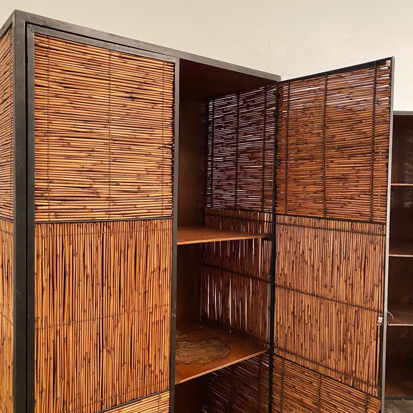 vintage-rattan-cupboard0001