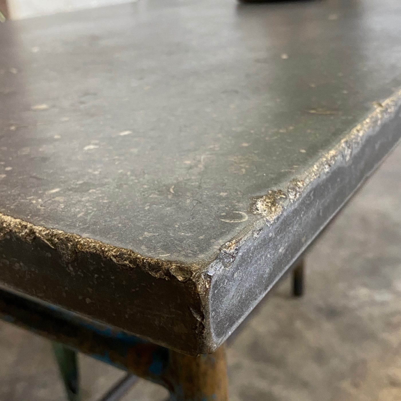 blue-stone-table0011