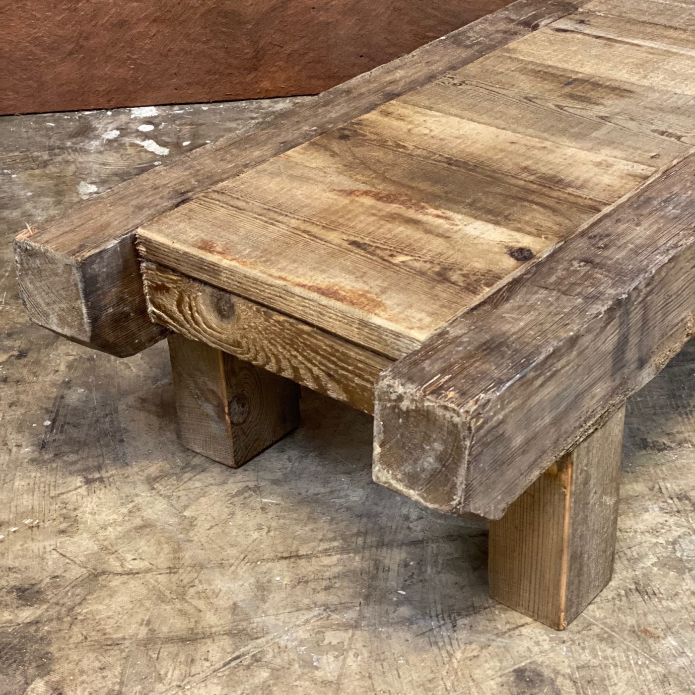 primitive.coffee-table0002