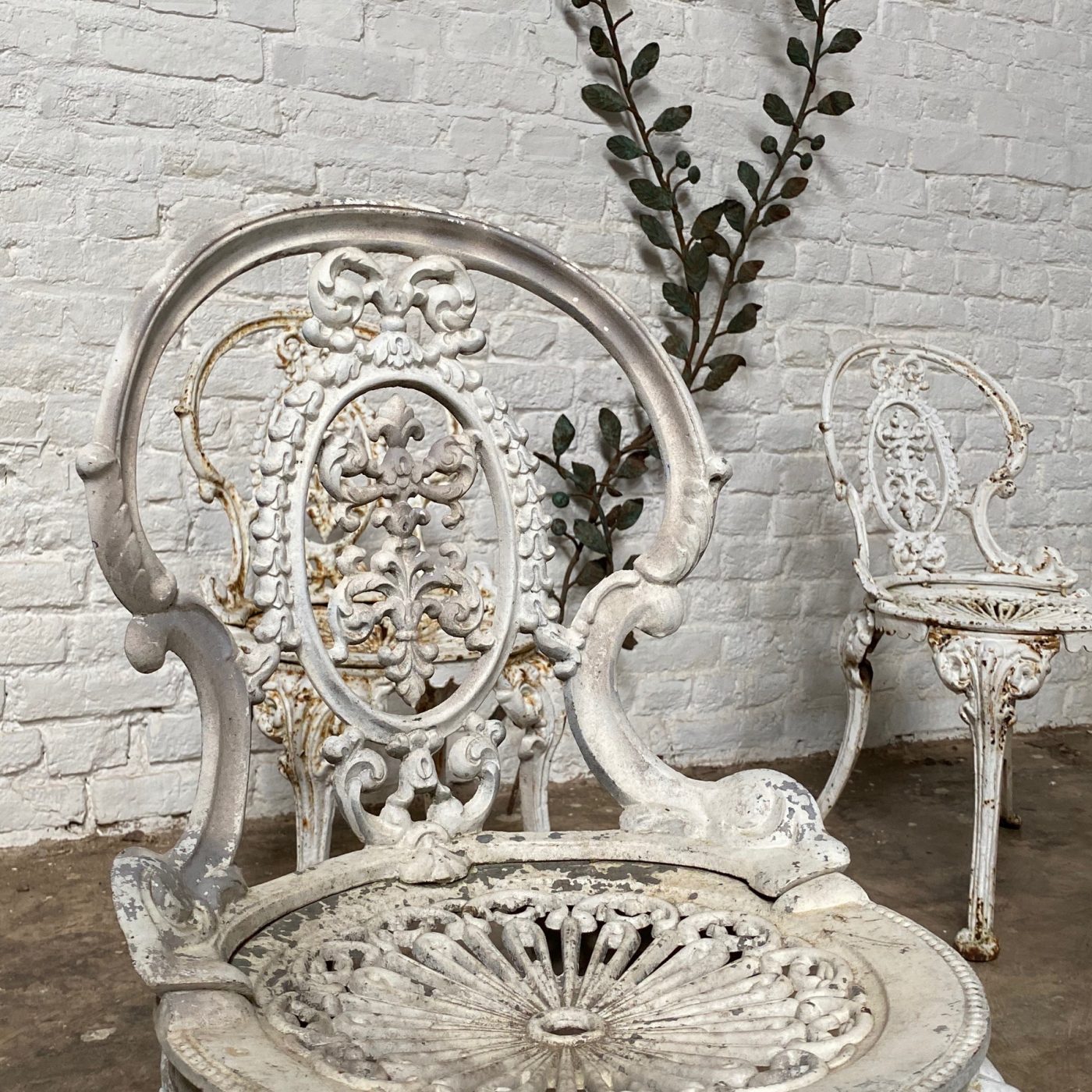 antique-garden-chairs0000