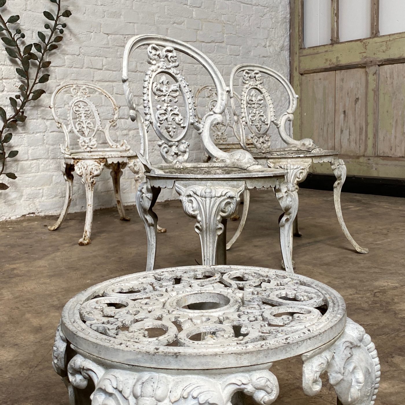 antique-garden-chairs0006