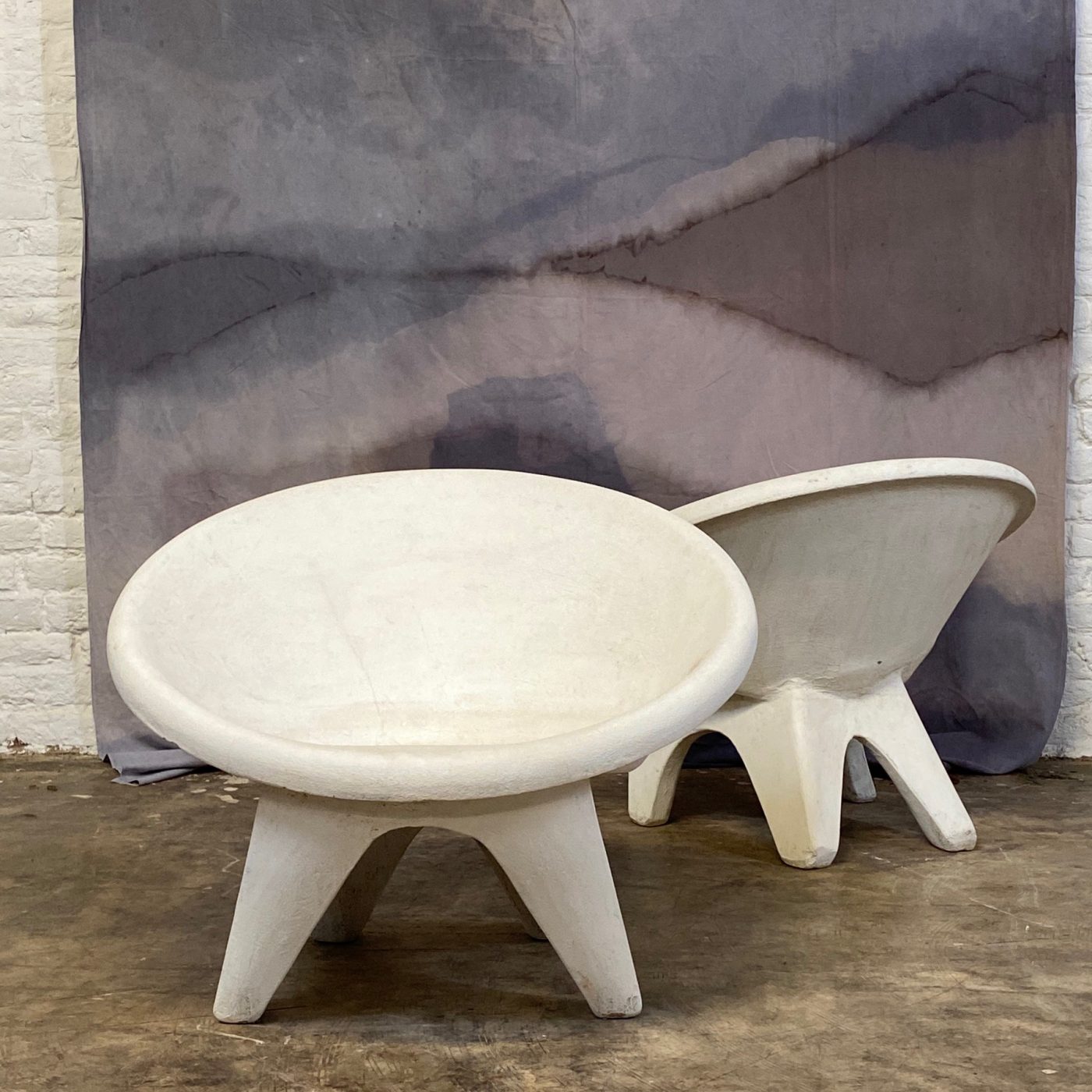 midcentury-concrete-armchairs0012