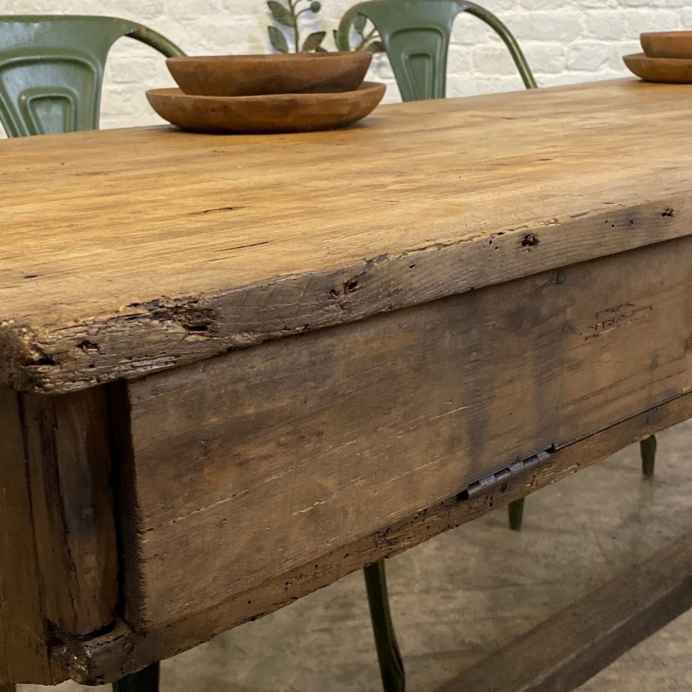 refectory-table0004