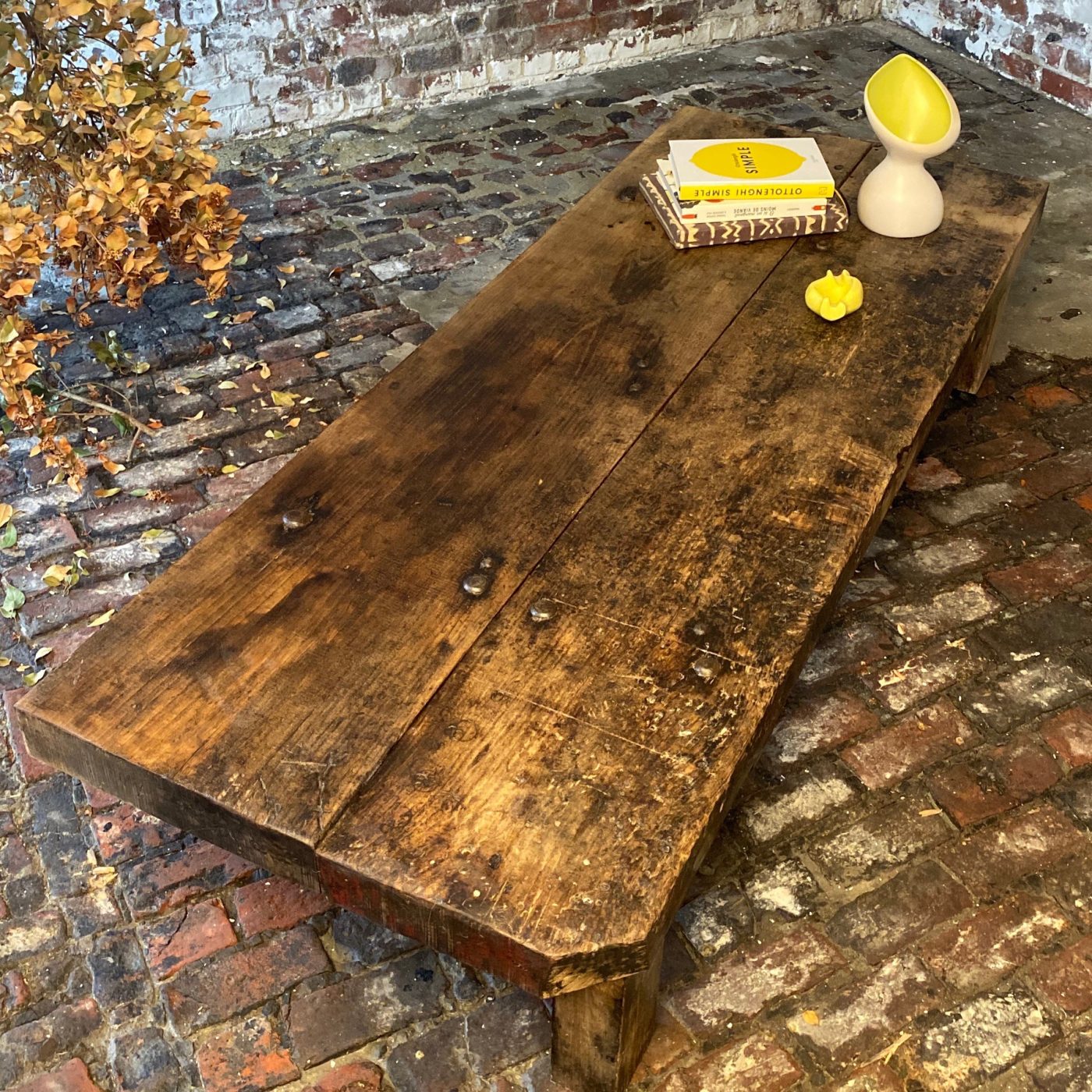 massive-elm-coffeetable0002