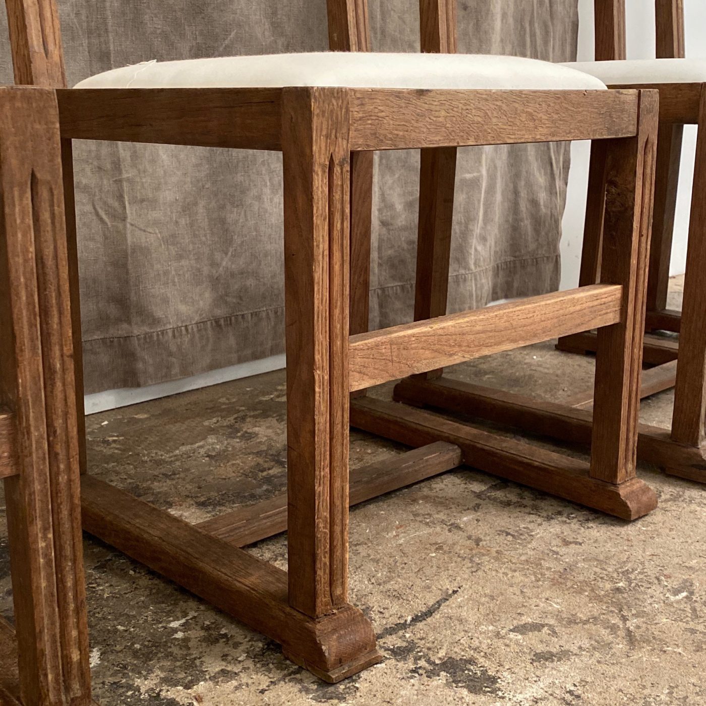 highback-oak-chairs0002