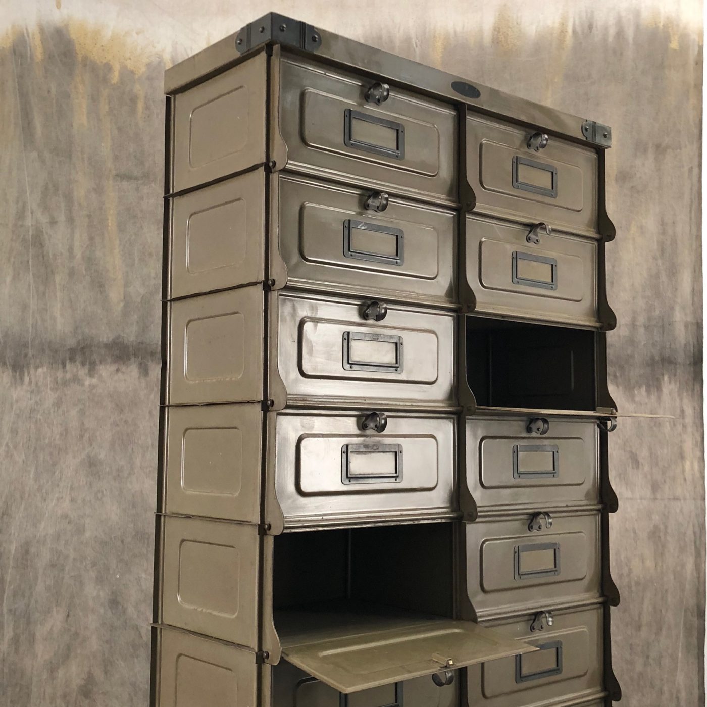 industrial-strafor-cabinet0003