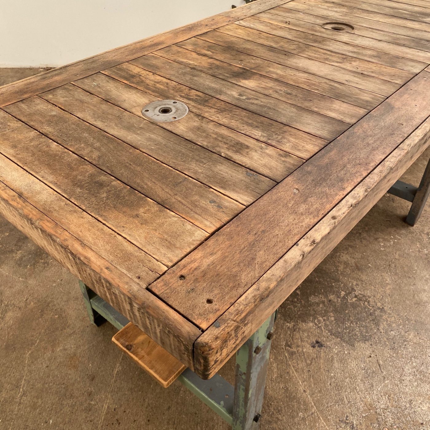 large-work-table0002