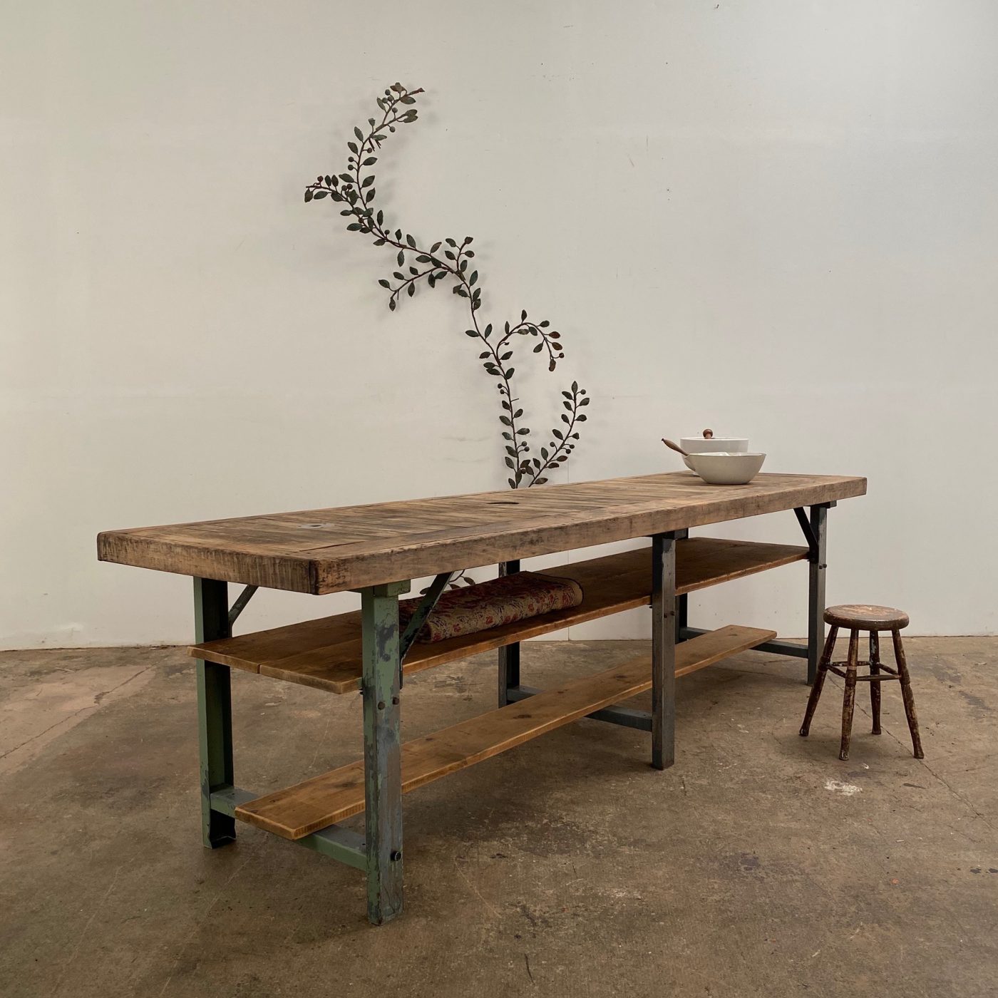 large-work-table0005