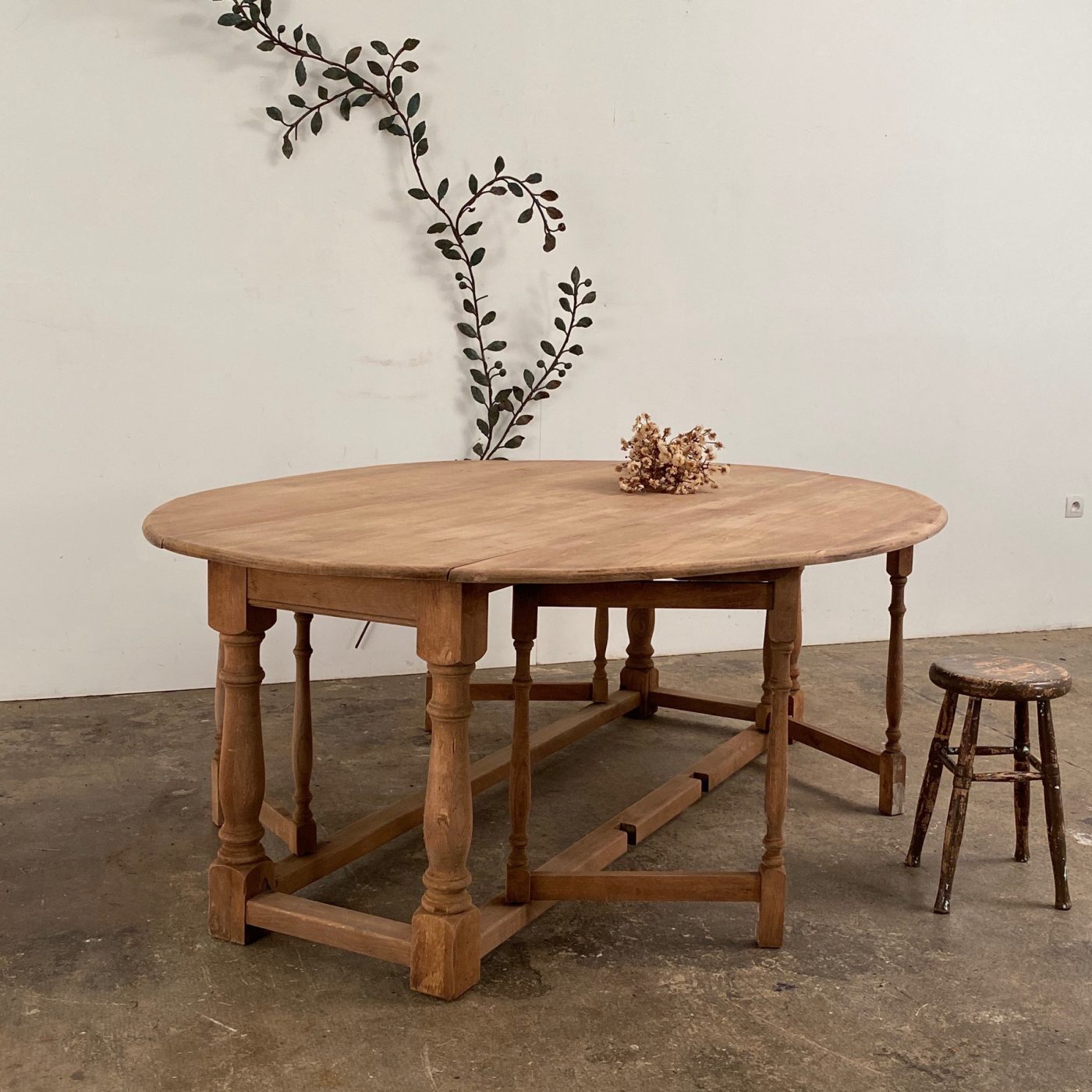 large-gateleg-table0004