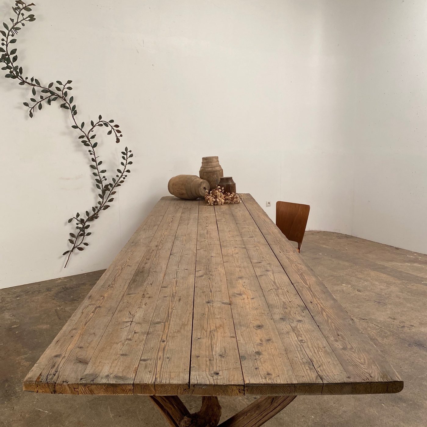 large-wooden-table0006