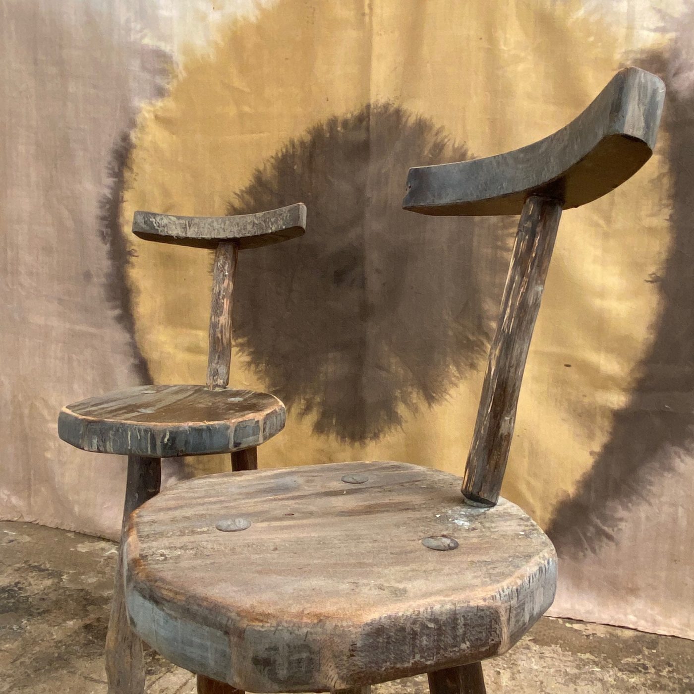 primitive-wooden-chairs0003