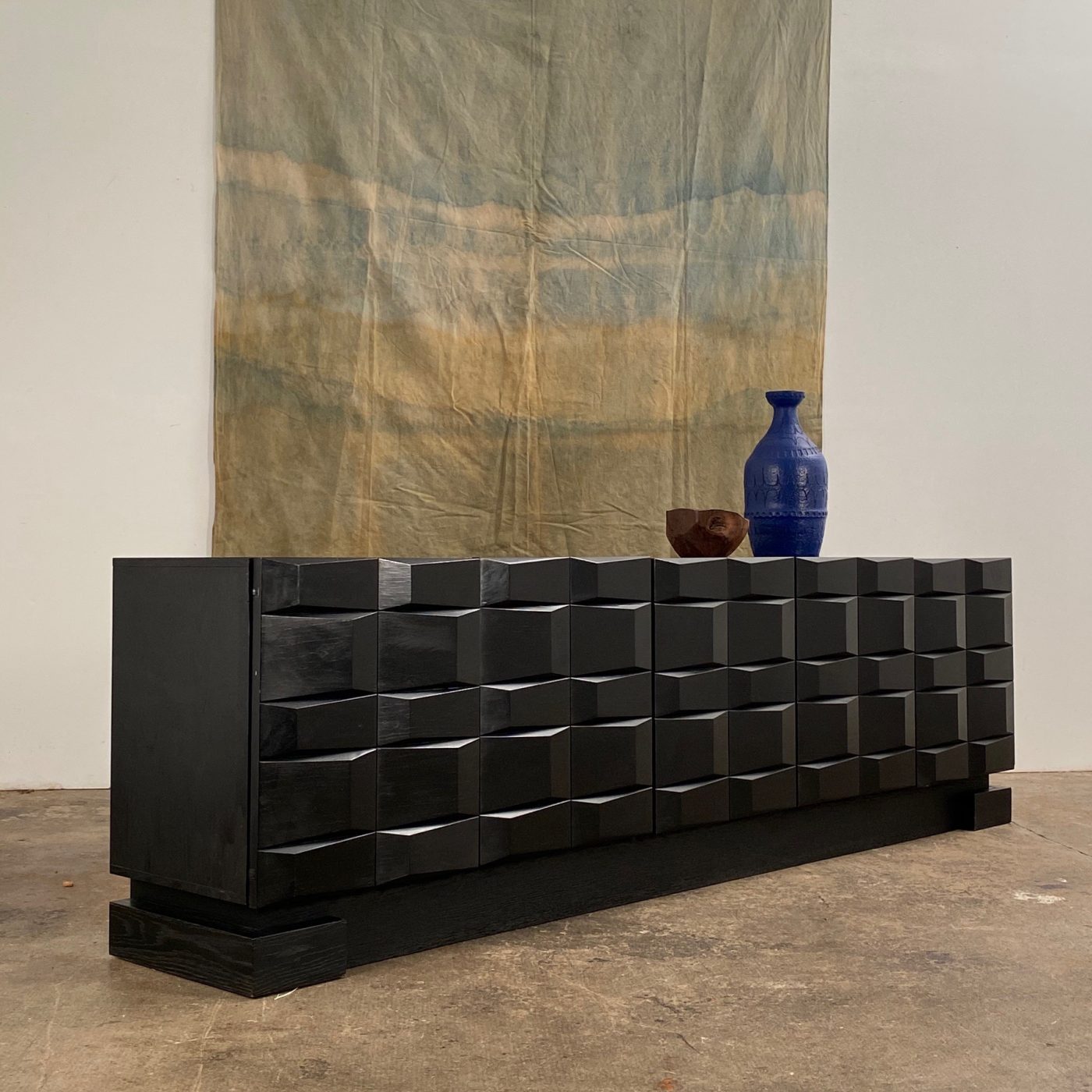 black-brutalist-credenza0000