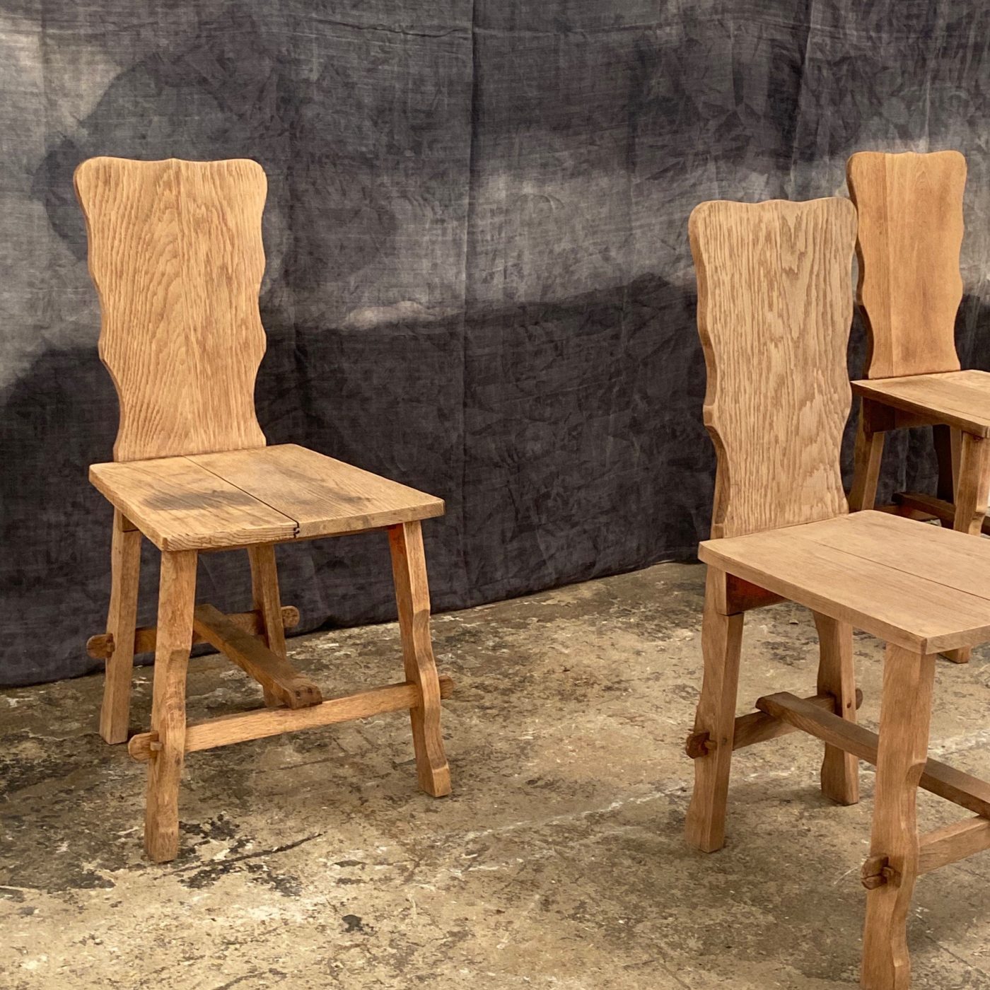 brutalist-chairs0004