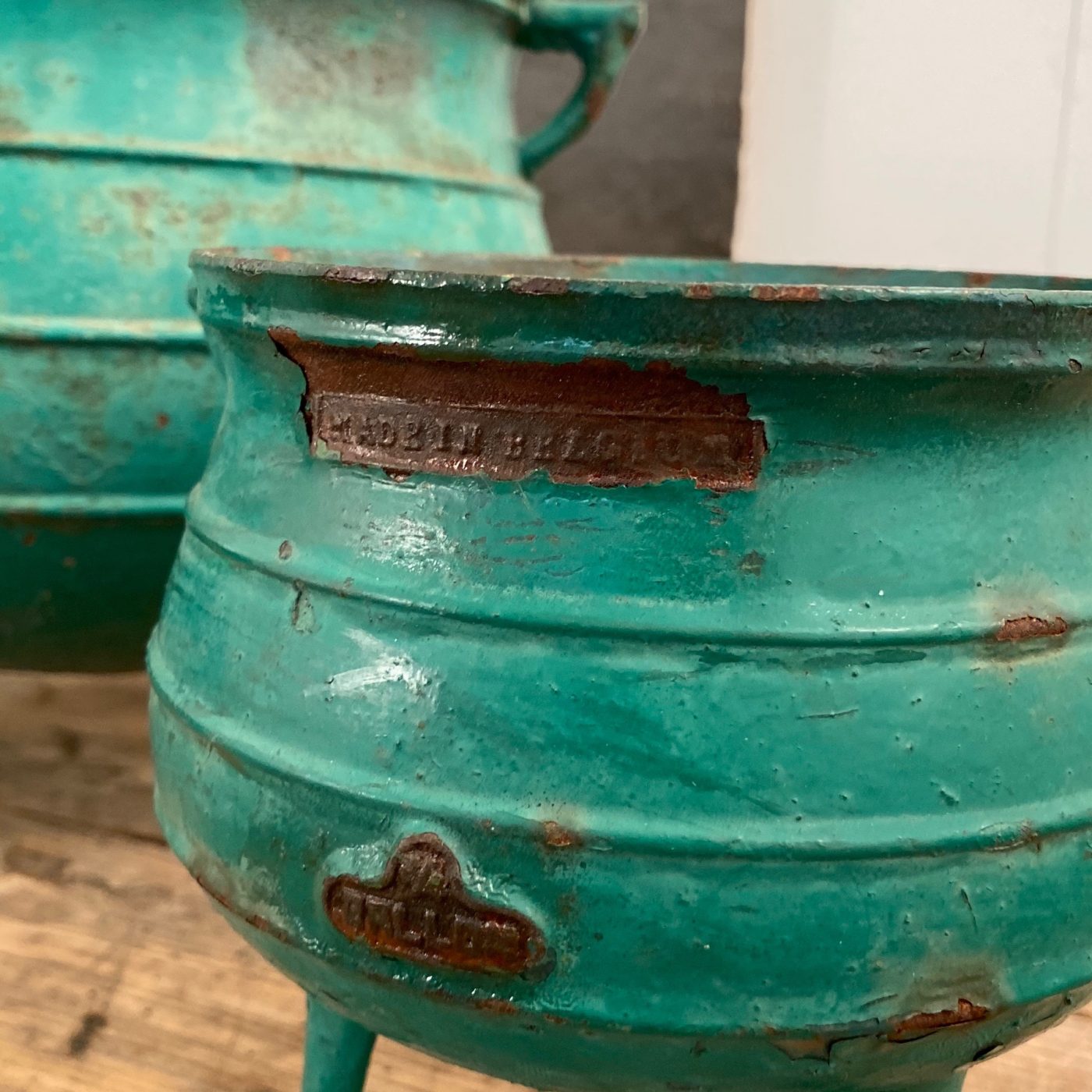 cast-iron-pots0003