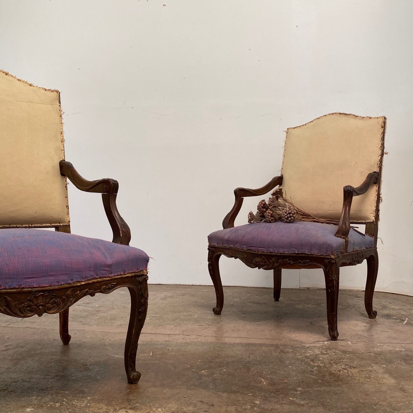 french-antique-armchairs0001