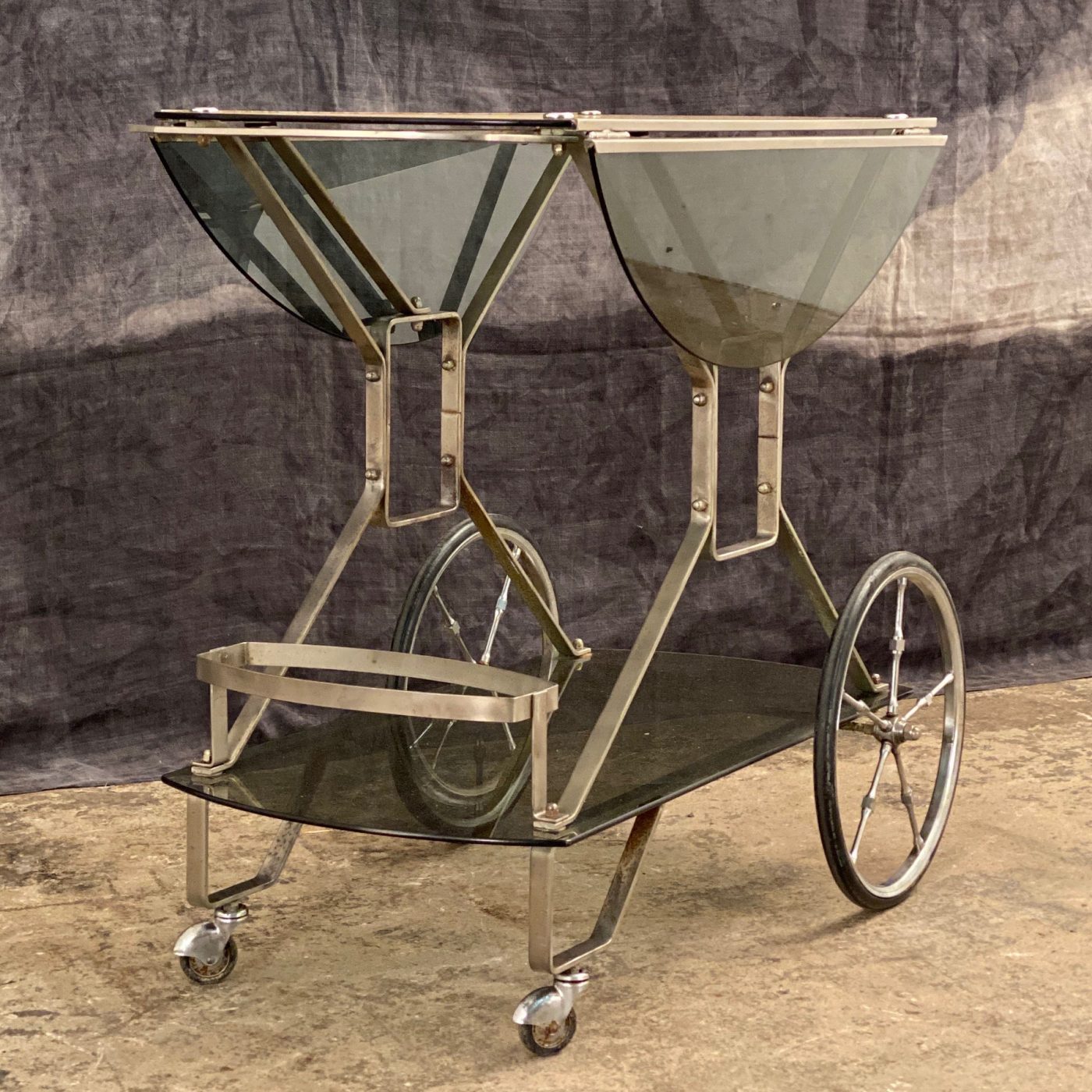 vintage-metal-trolley0007