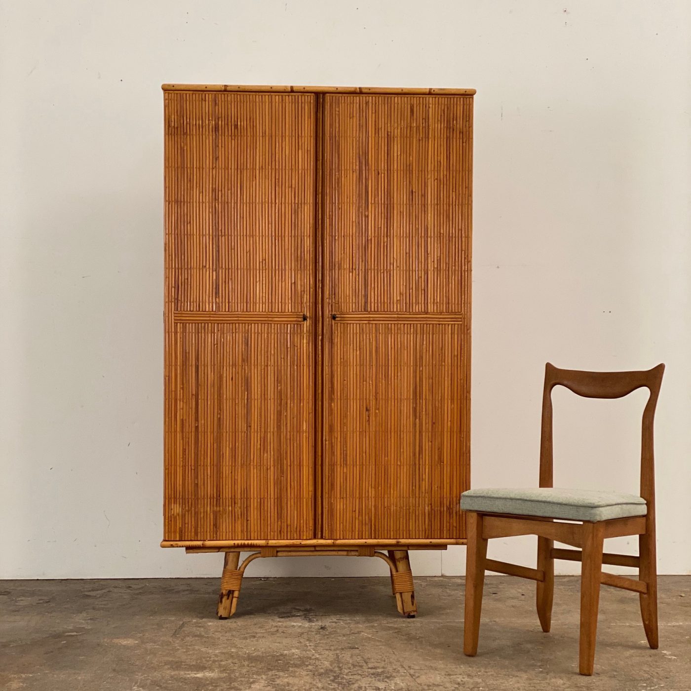 vintage-rattan-cupboard0005