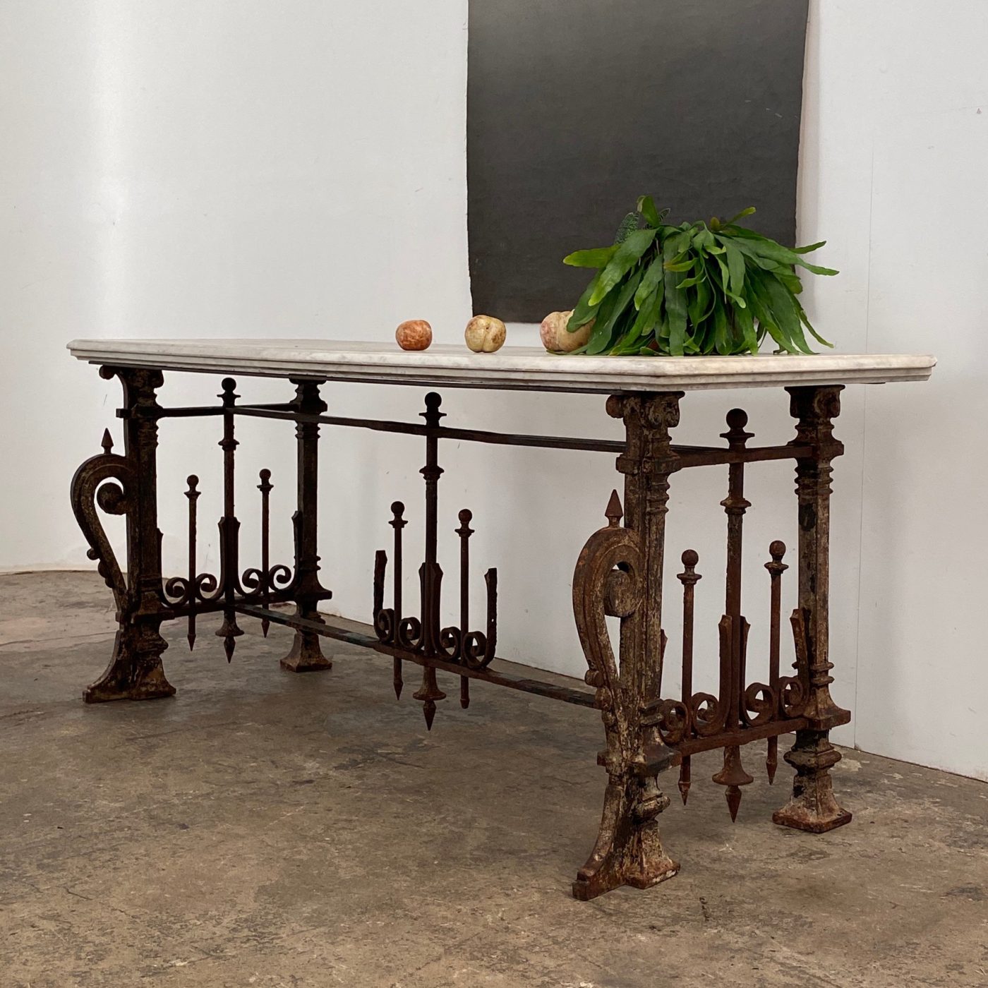 wrought-iron-shop-table0005