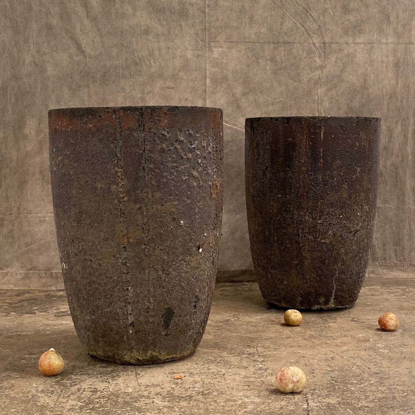 large-foundry-pots0001