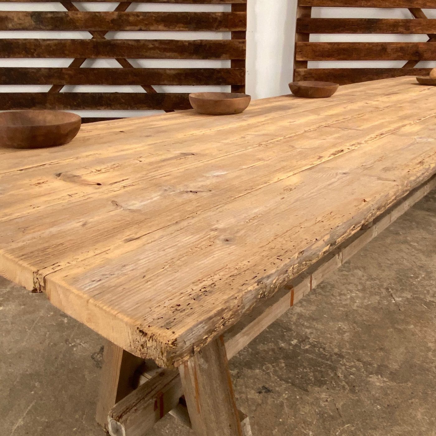 primitive-trestle-table0002