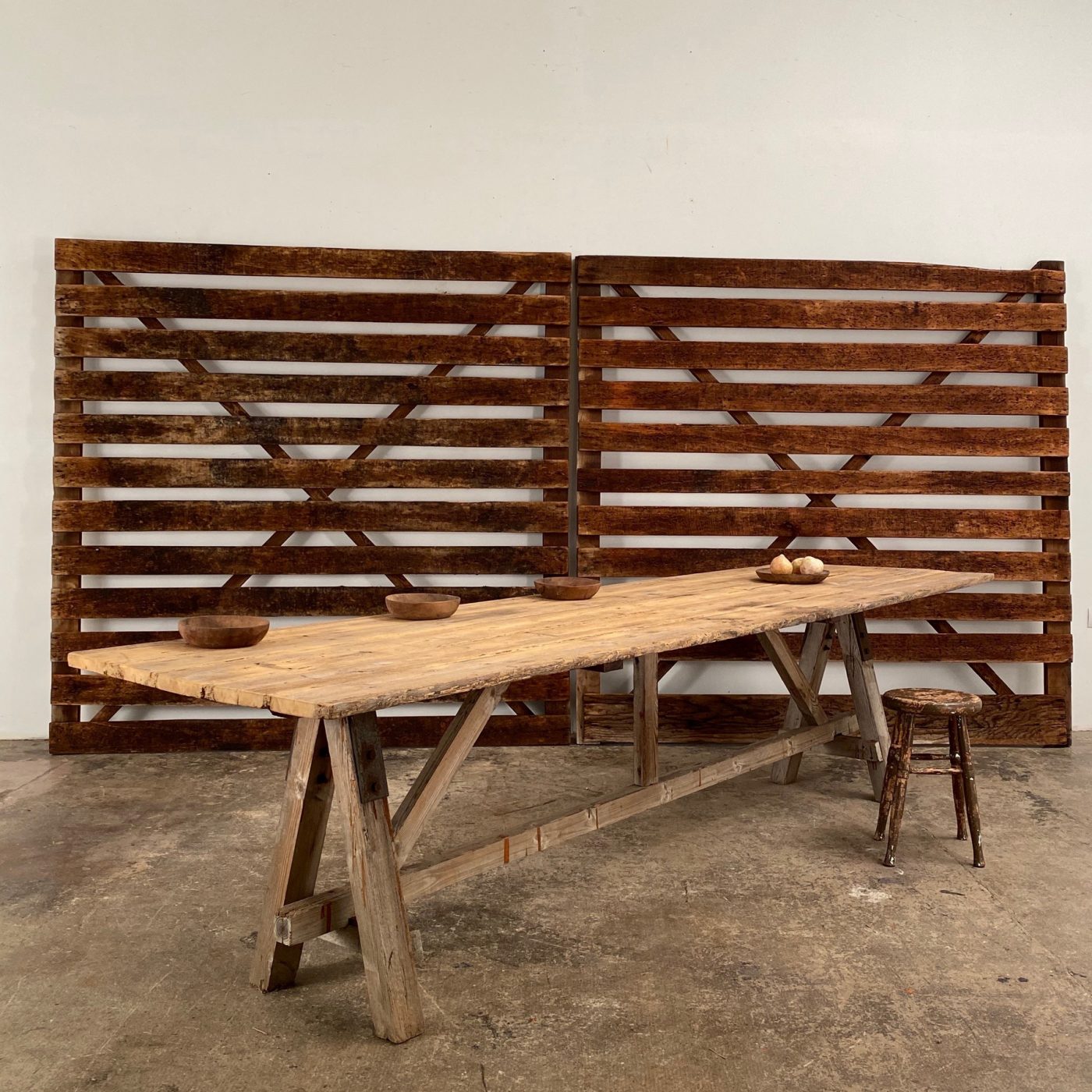 primitive-trestle-table0007