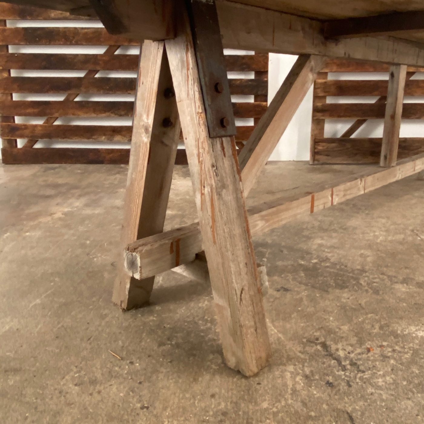 primitive-trestle-table0009