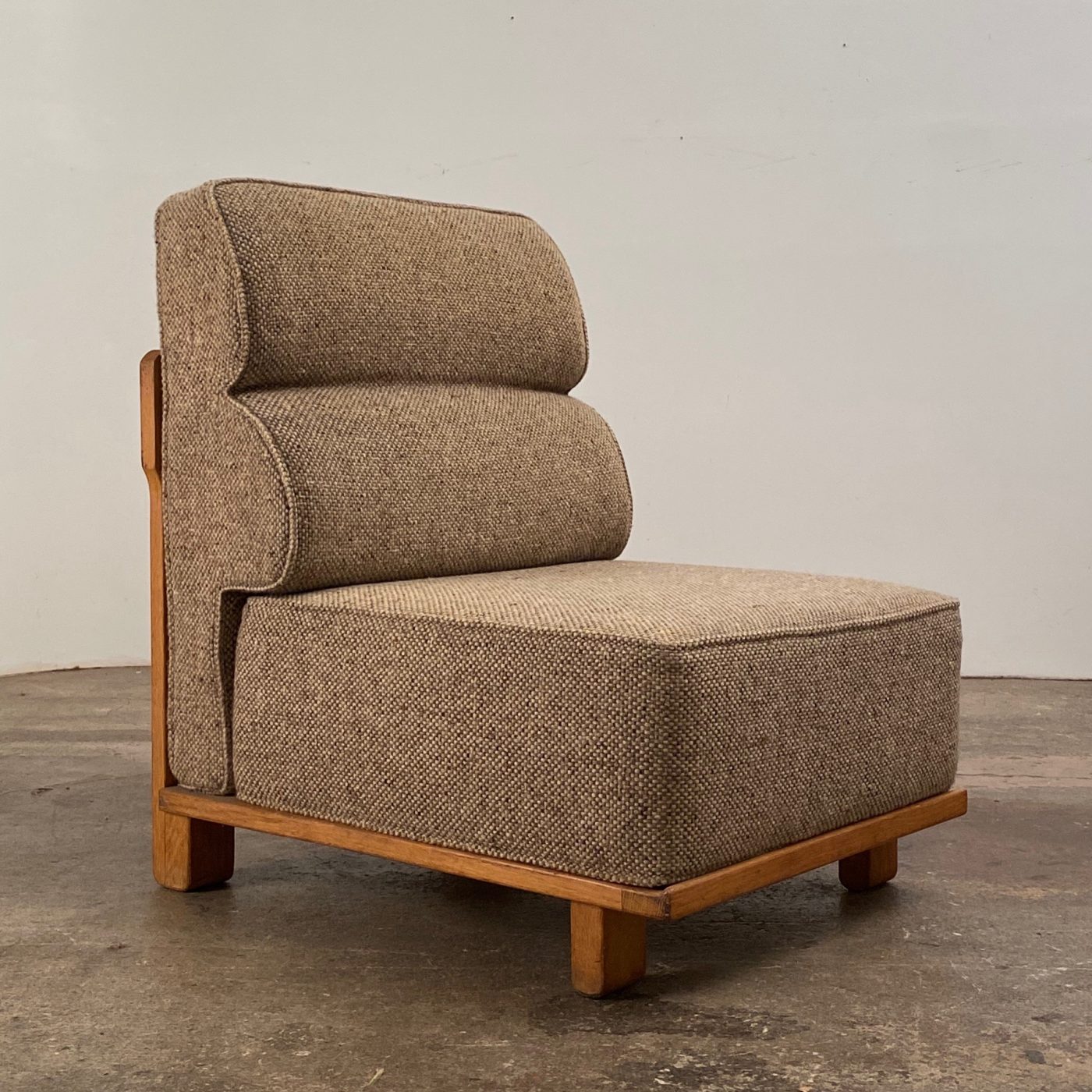 midcentury-armchairs0003