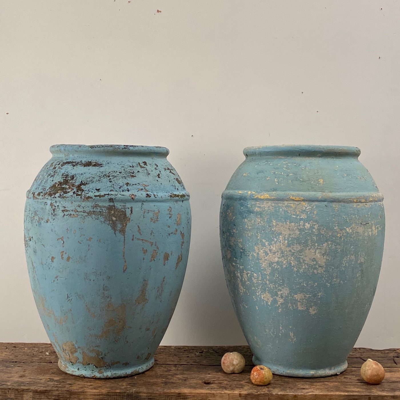 objet-vagabond-concrete-vases0000