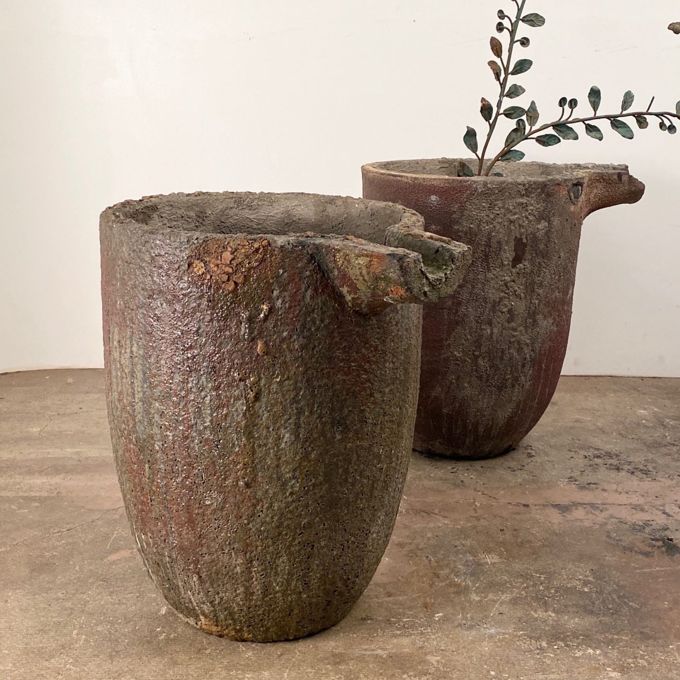 objet-vagabond-foundry-pots0000