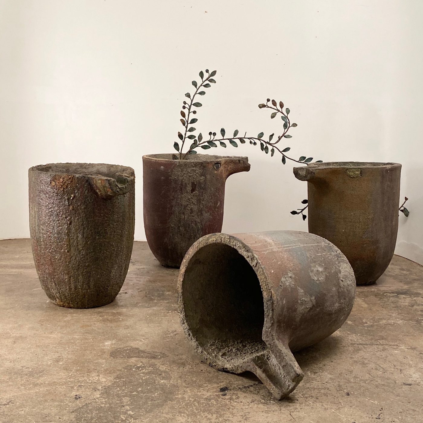 objet-vagabond-foundry-pots0003