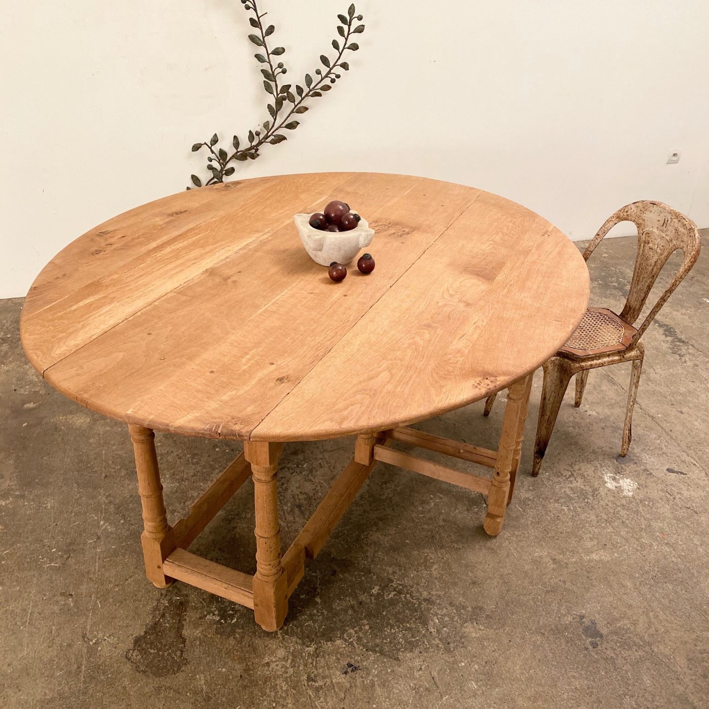 objet-vagabond-gateleg-table0000