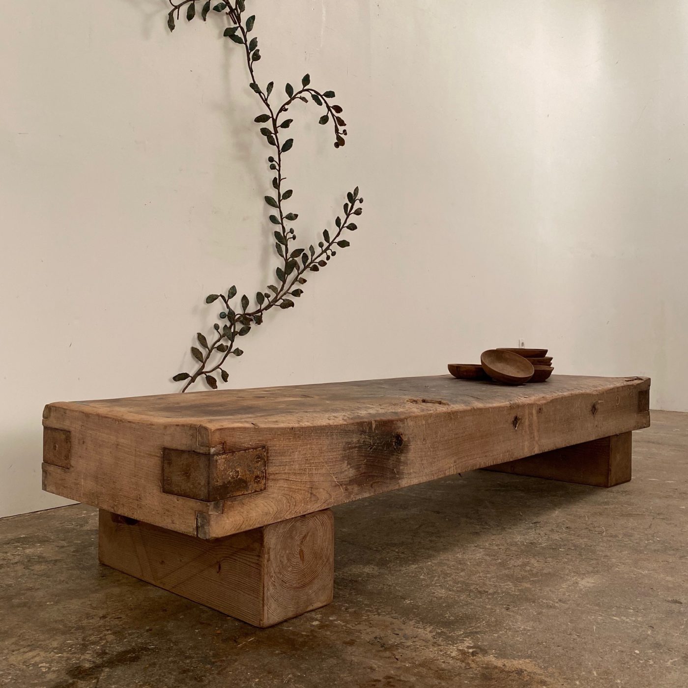 objet-vagabond-massive-table0006