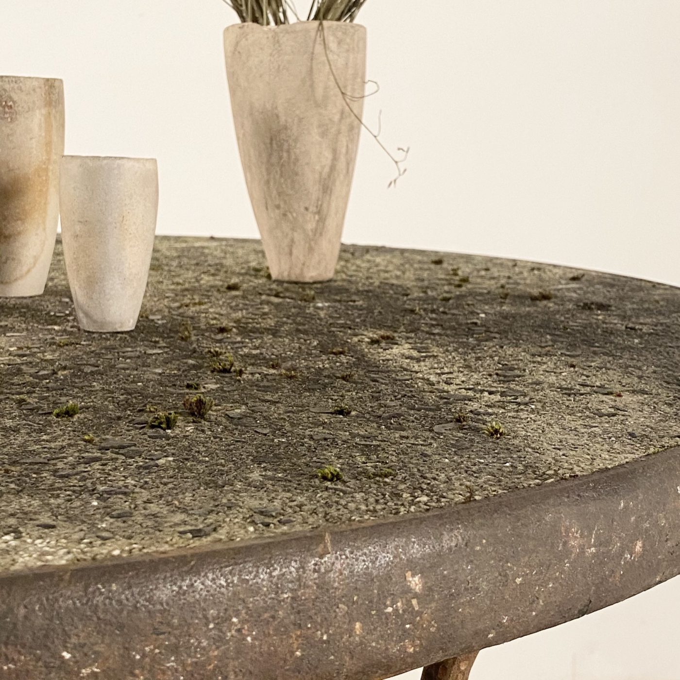 objet-vagabond-concrete-garden-table0005