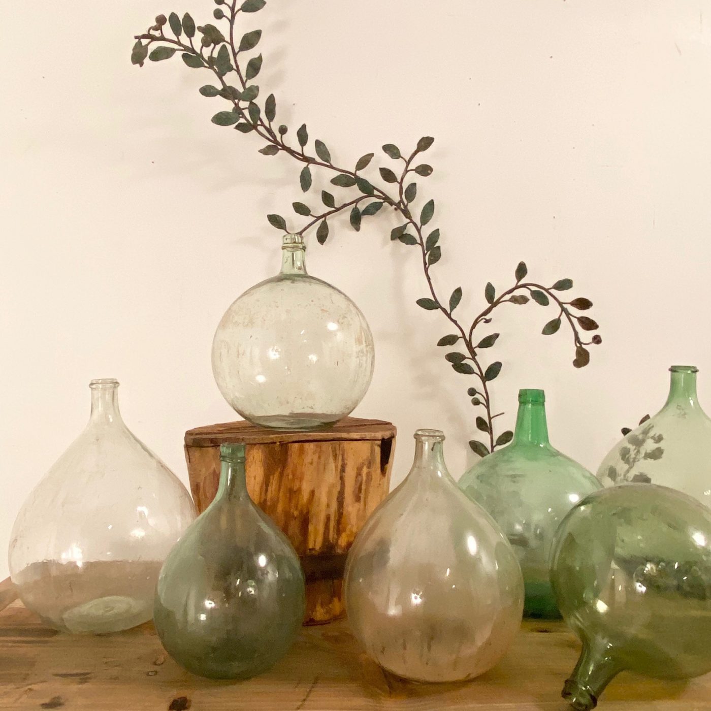 objet-vagabond-glasses-vases0001