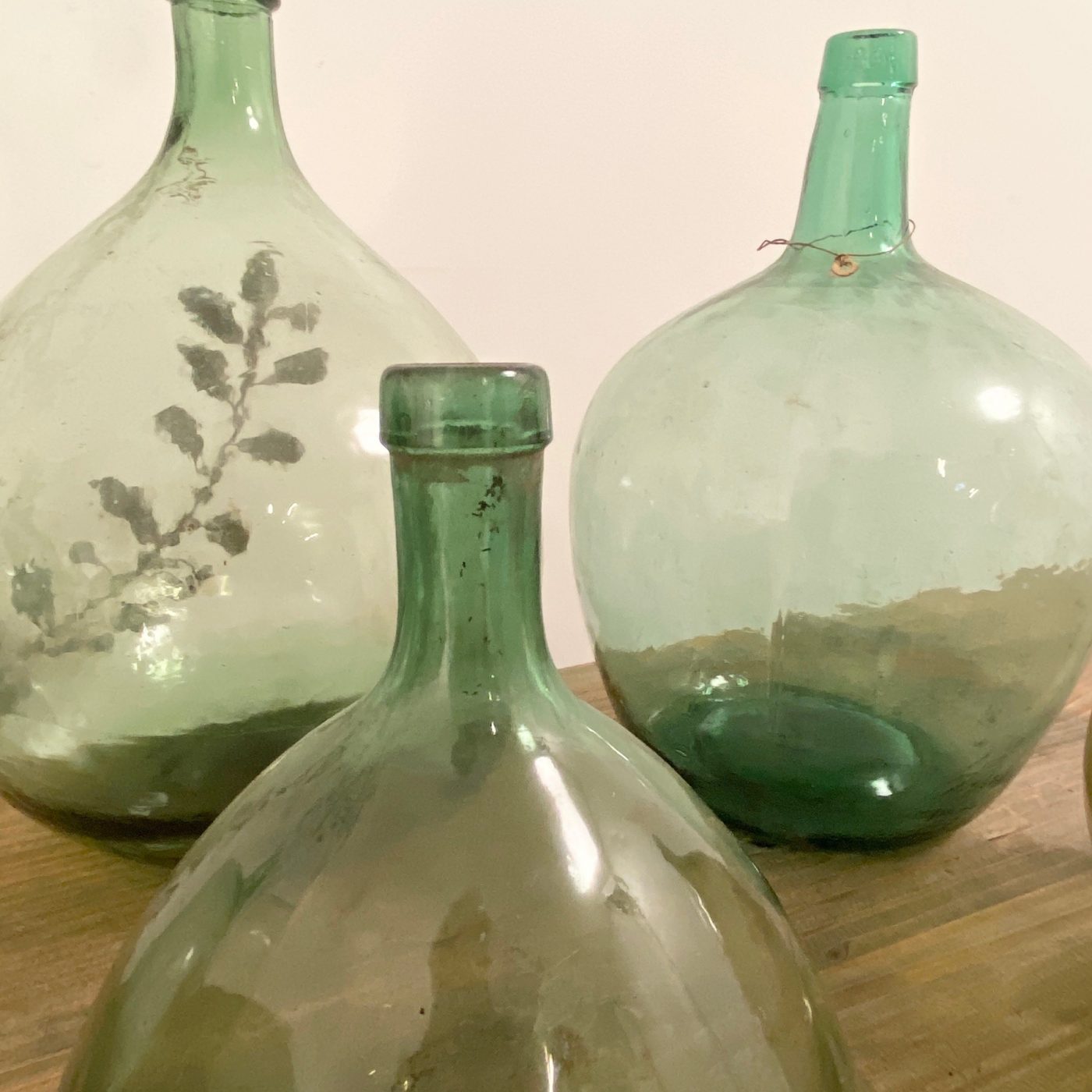 objet-vagabond-glasses-vases0004