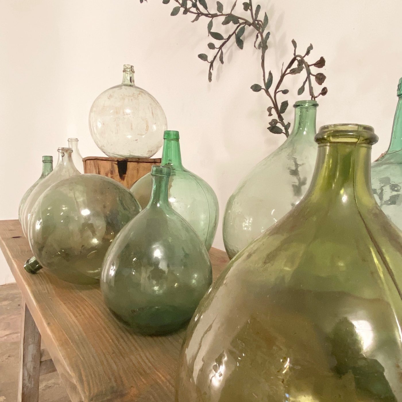 objet-vagabond-glasses-vases0005