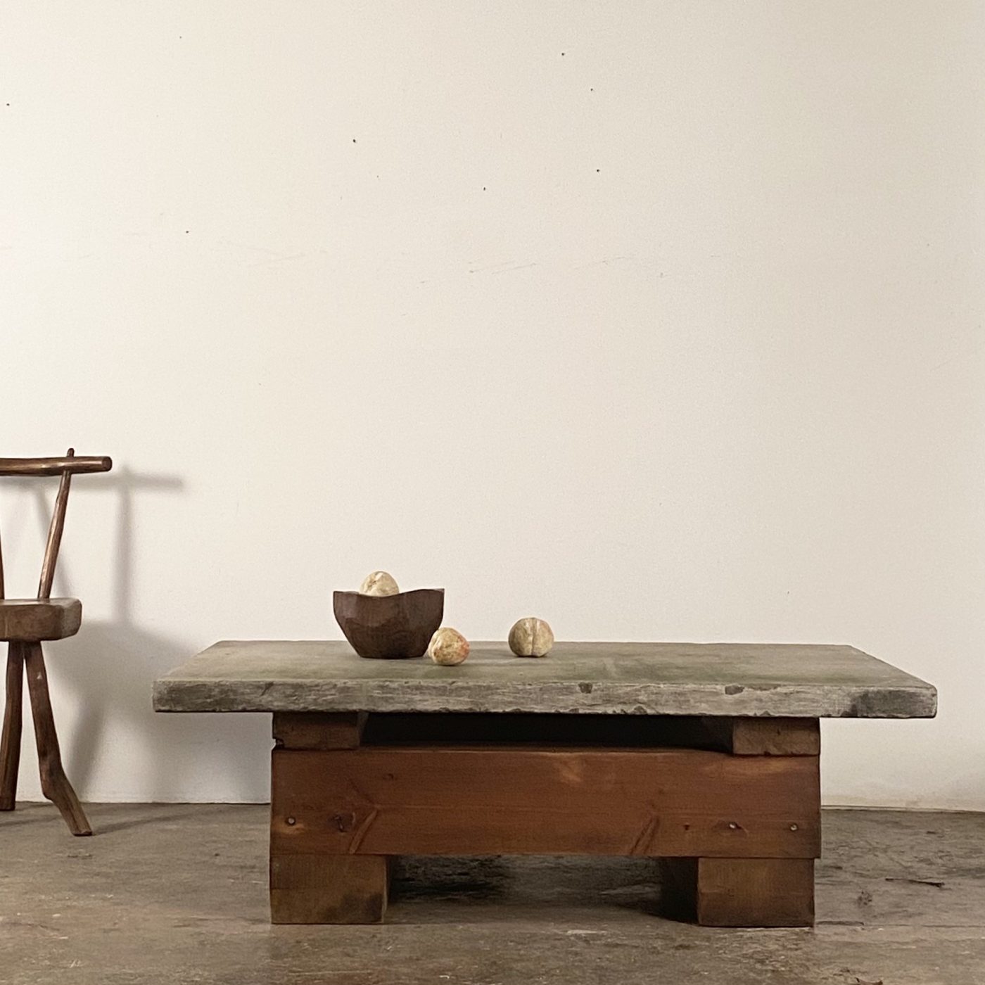 objet-vagabond-stone-low-table0001