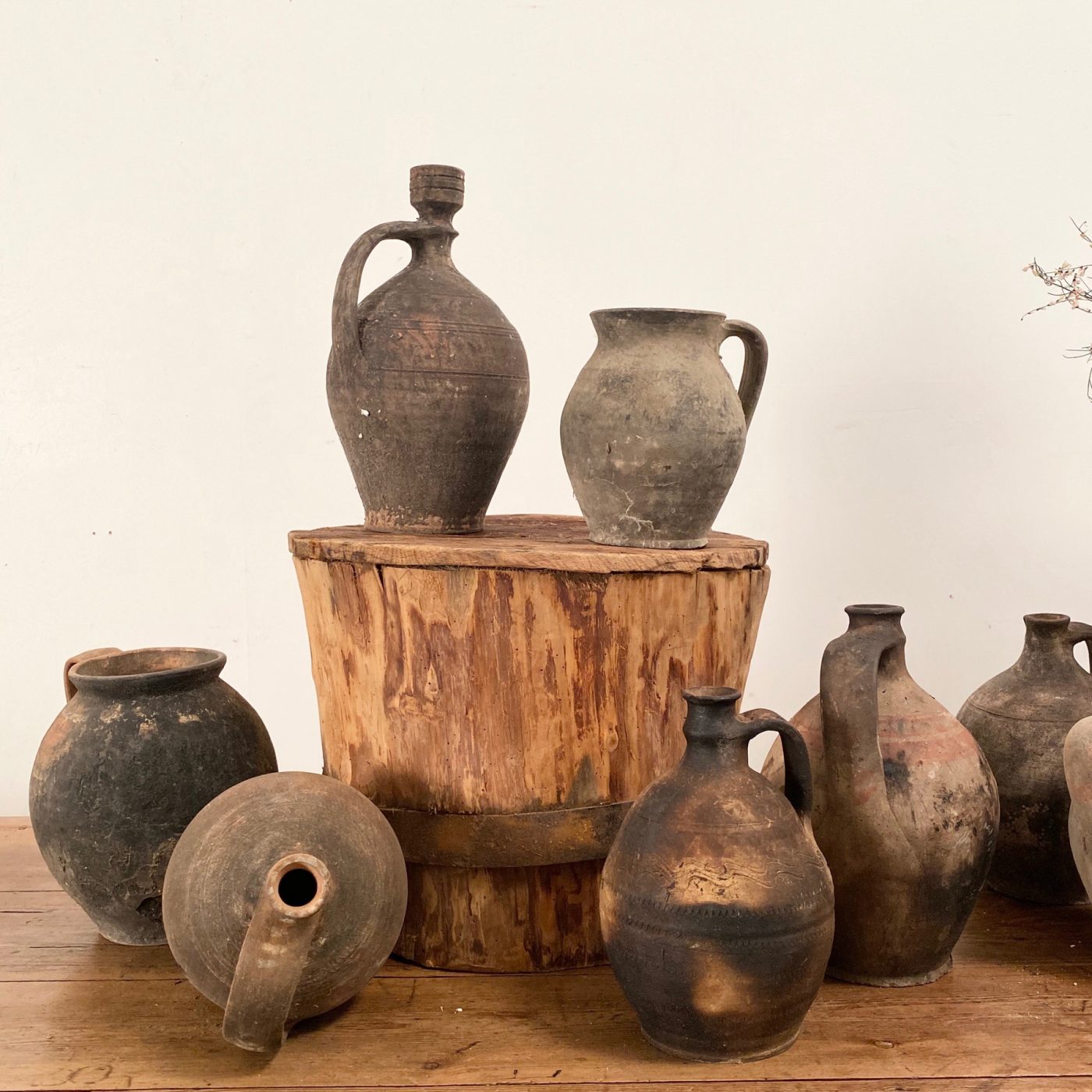 objet-vagabond-terracotta-vases0002