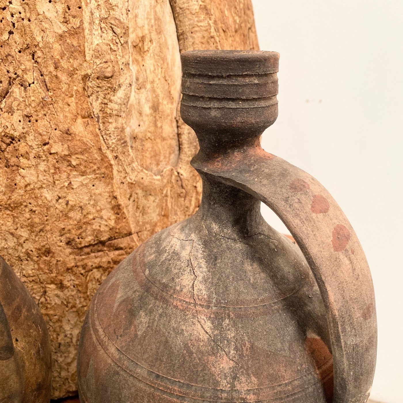 objet-vagabond-terracotta-vases0003