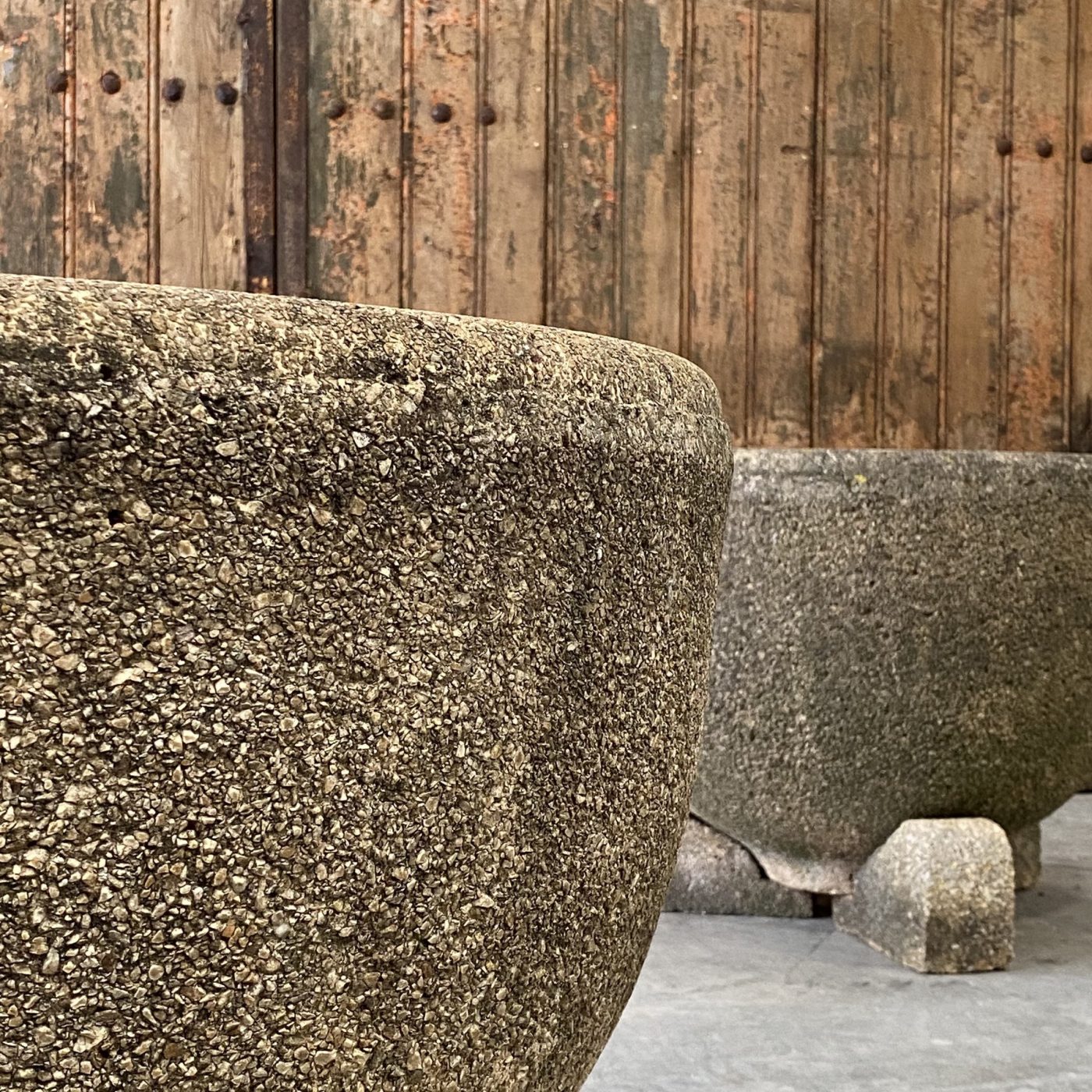 objet-vagabond-concrete-planters0004