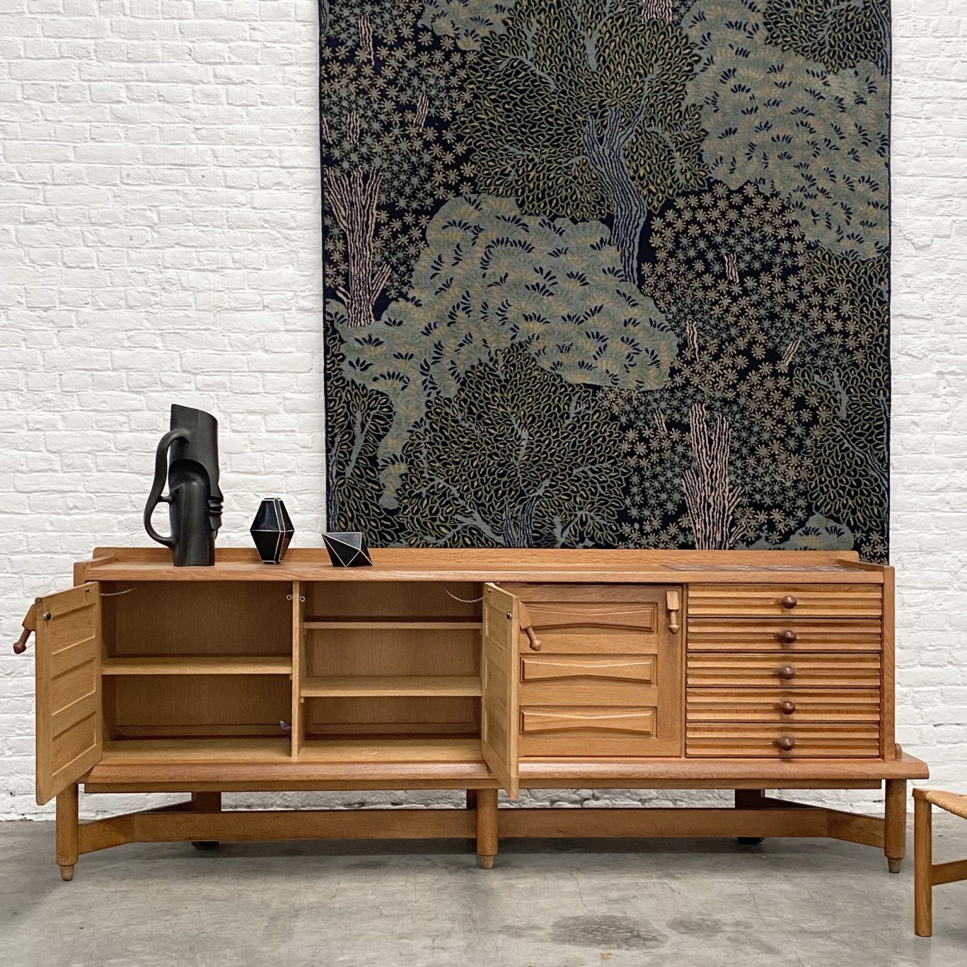 objet-vagabond-midcentury-sideboard0001