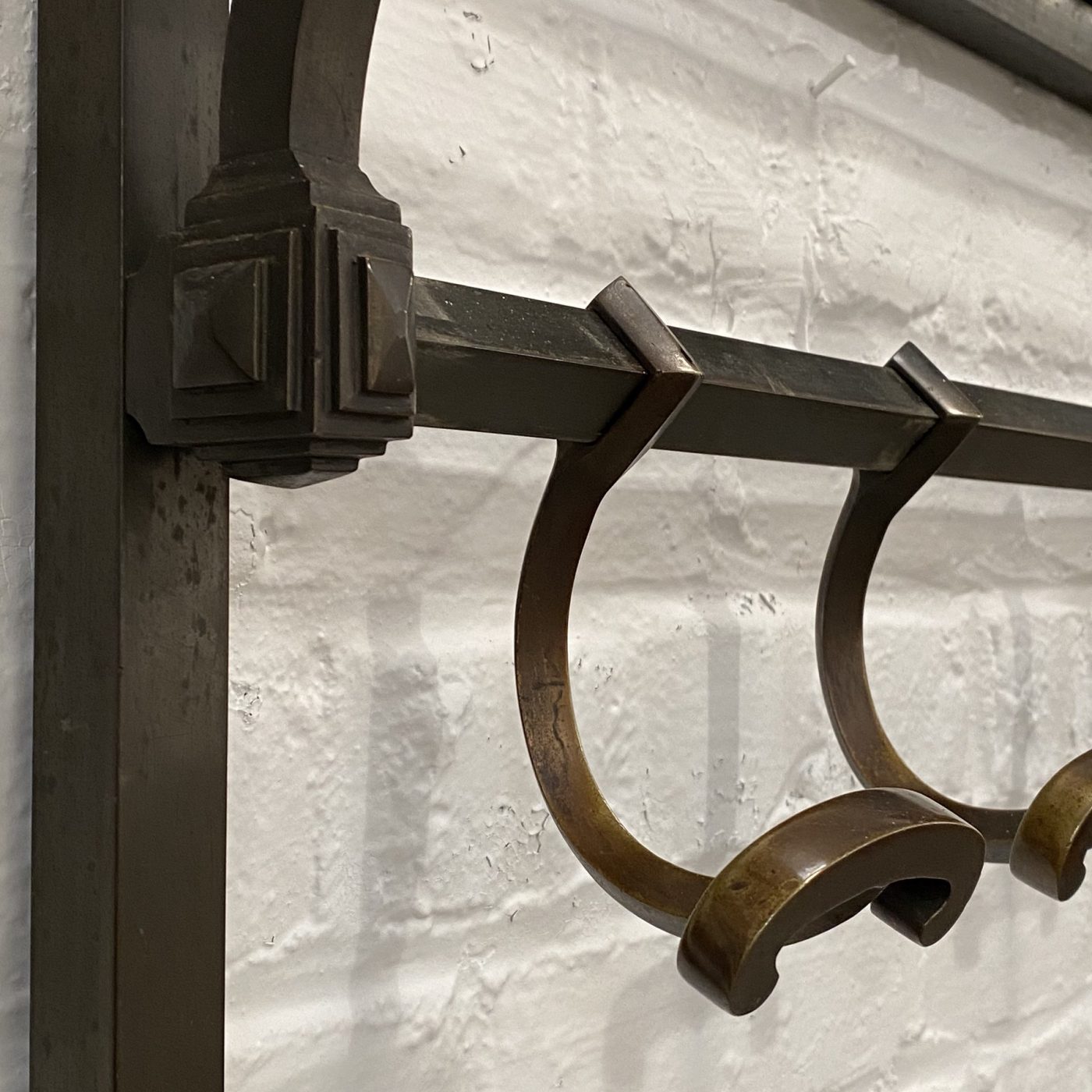 objet-vagabond-copper-coatrack0001