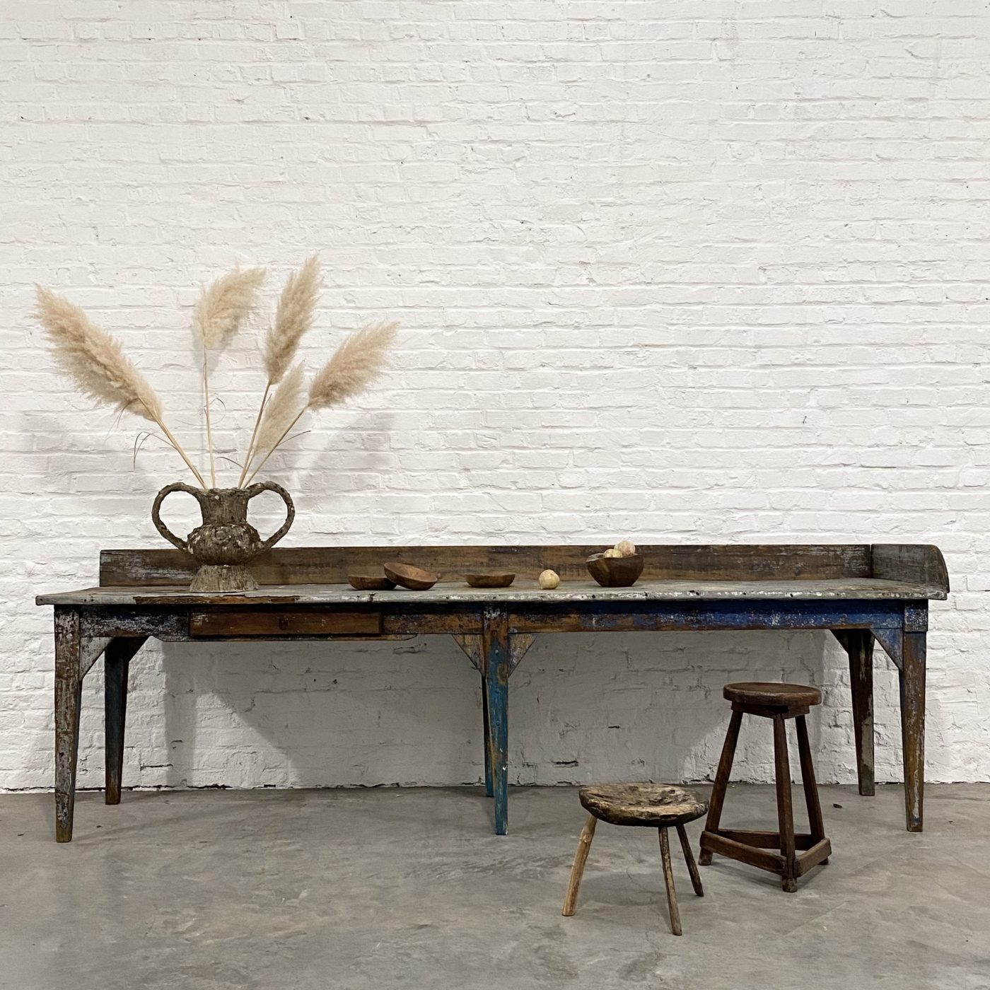 objet-vagabond-flowershop-table0001