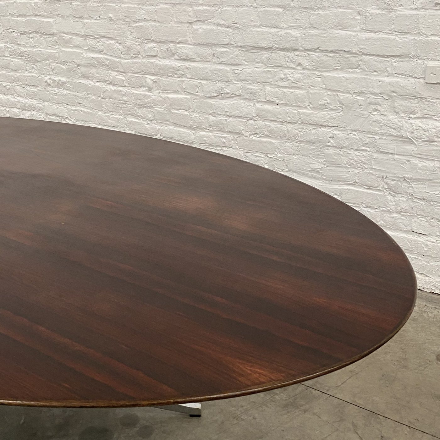 objet-vagabond-knoll-table0000