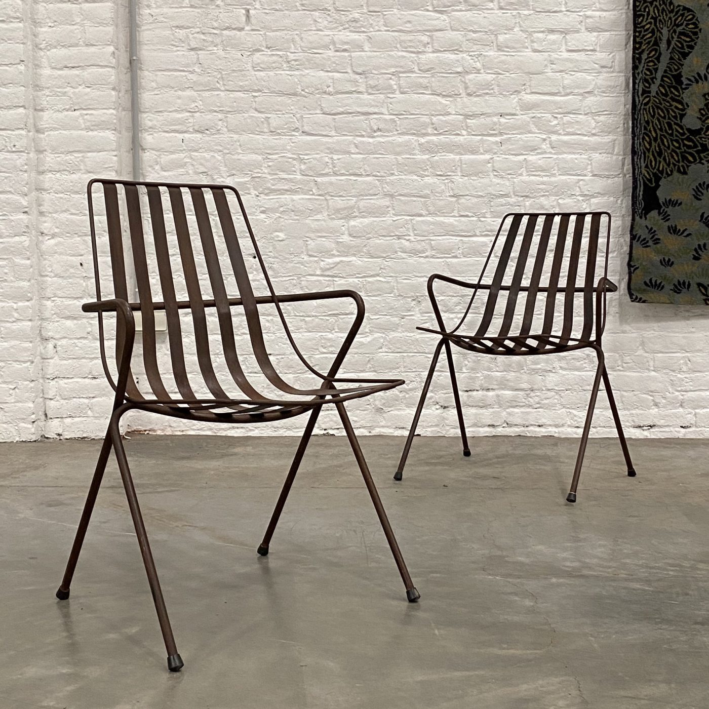 objet-vagabond-metal-armchairs0000