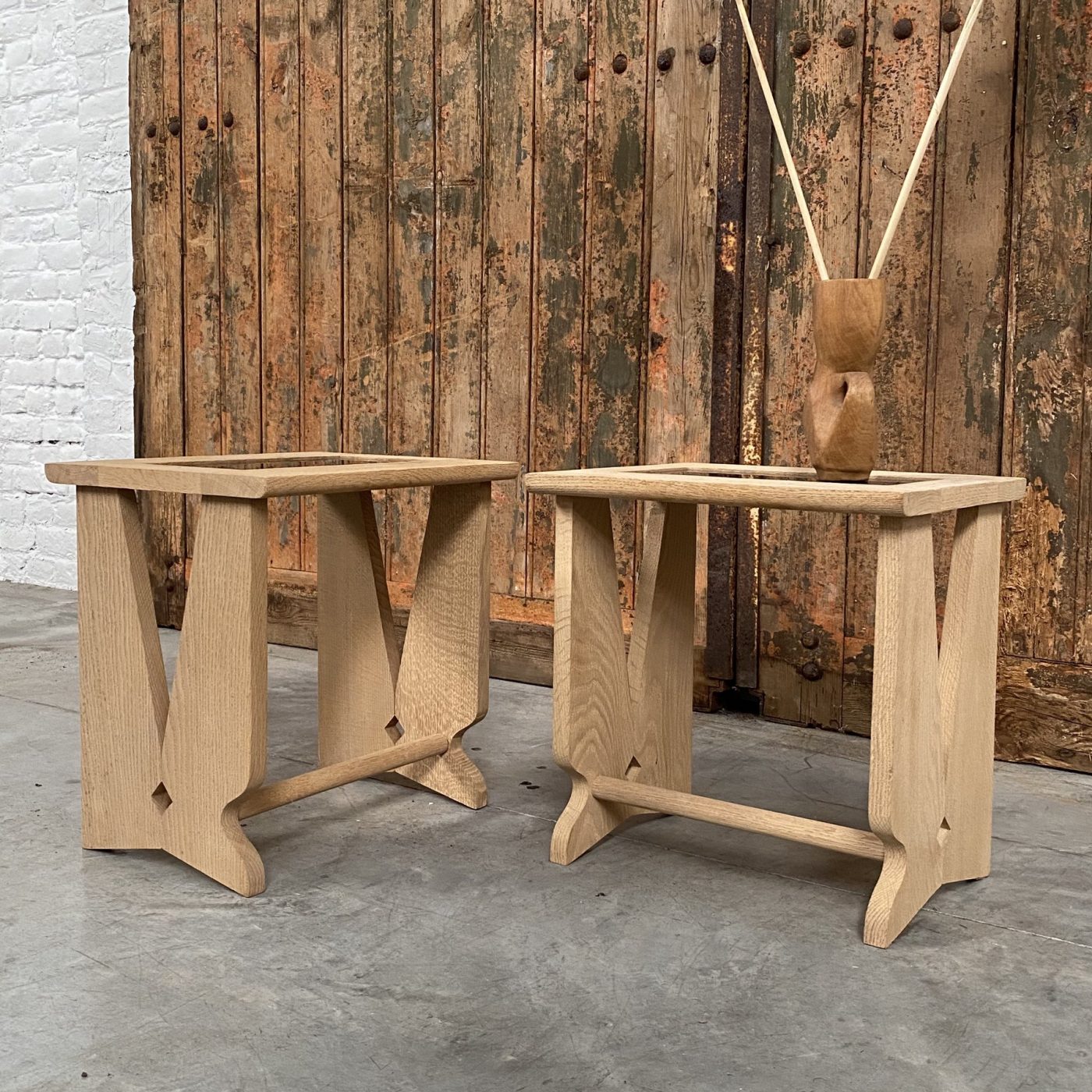 objet-vagabond-midcentury-tables0002