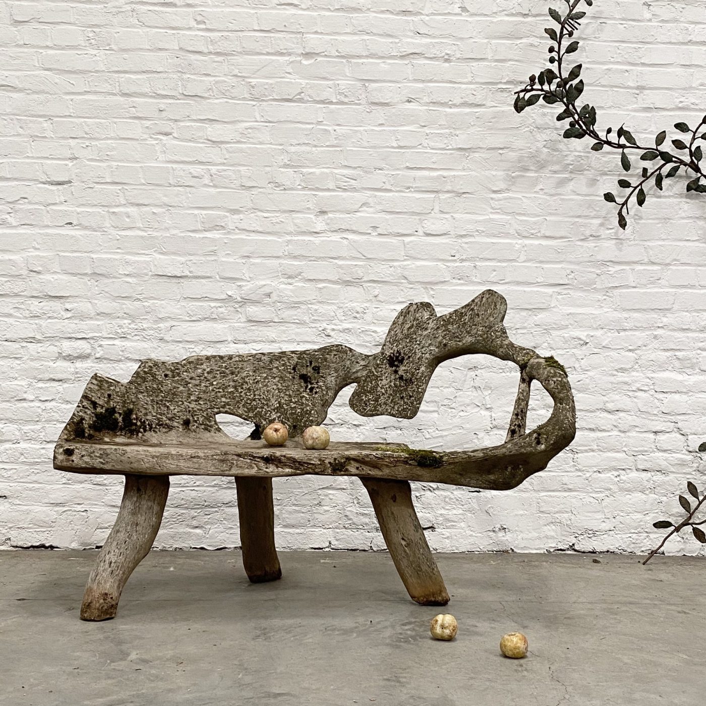 objet-vagabond-primitive-bench0002